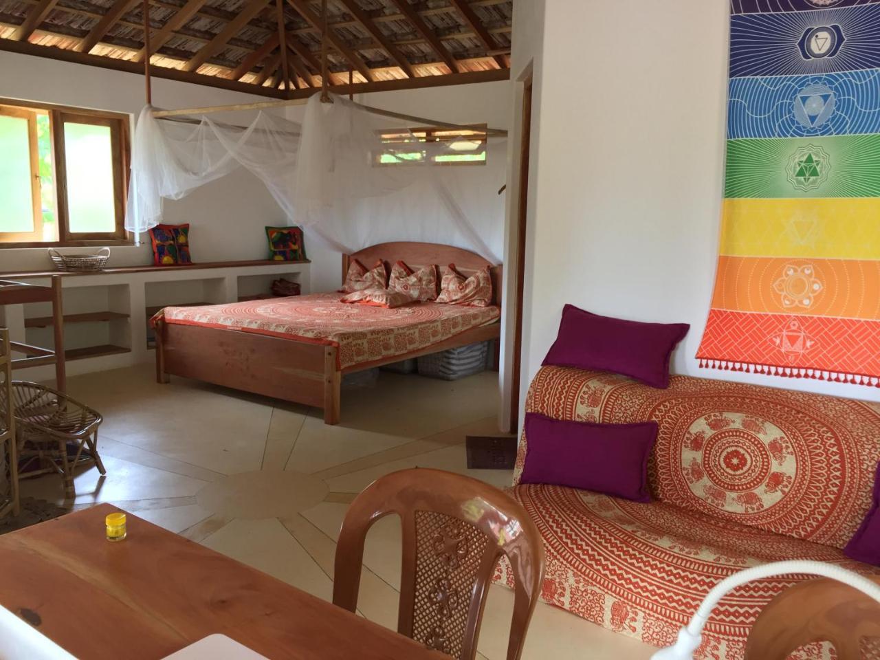 Sunshine Cafe Apartment Tangalle Exterior photo